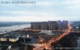 雄踞一城之央，以不变应万变繁华